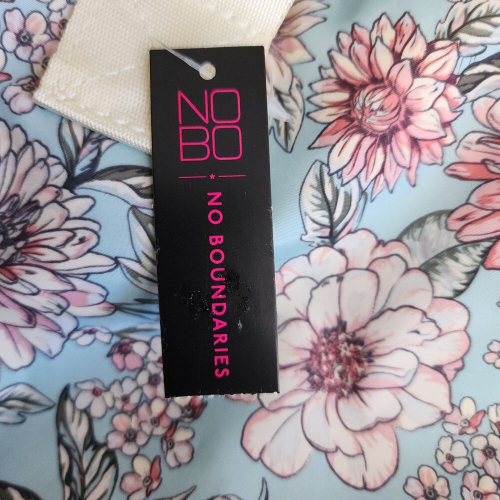 No Boundaries Lightweight Floral Bookbag Backpack NWT - Picture 4 of 4